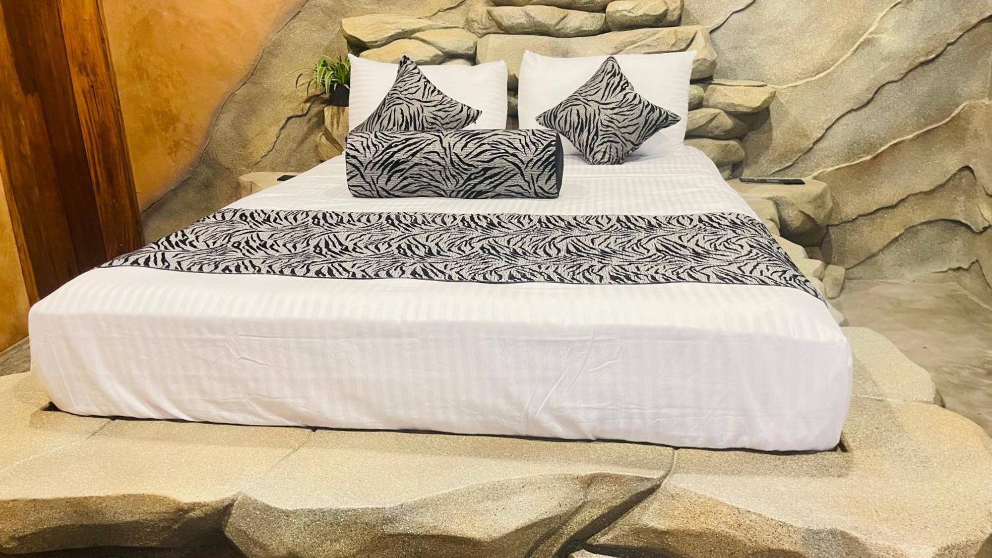 Shan Home Stay سيغيرِيا المظهر الخارجي الصورة