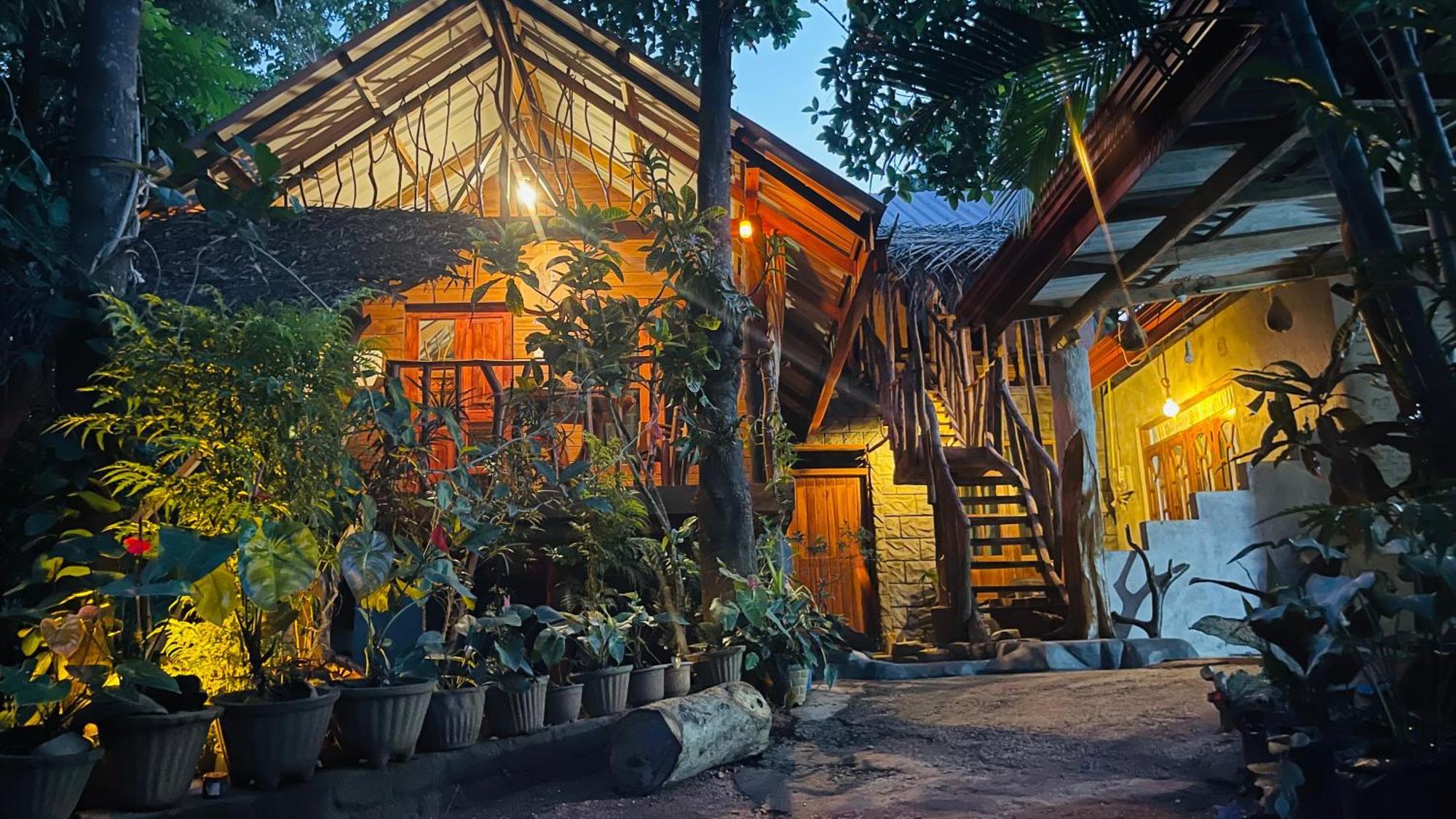 Shan Home Stay سيغيرِيا المظهر الخارجي الصورة